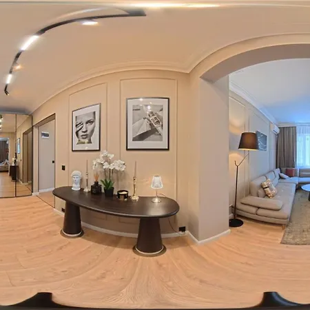 Amber Corner I Brand New Flat Location 公寓